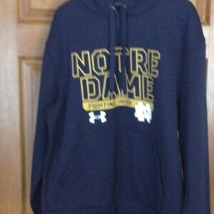 Like new Notre Dame sweatshirt with hood mens medium loose by under armour